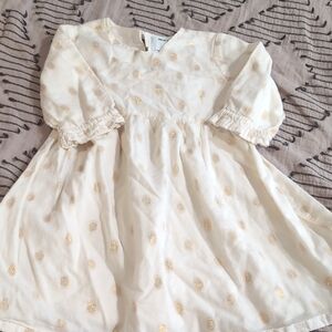 Old Navy Cream Garment